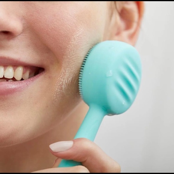 PMD Clean Smart Facial Cleansing Device - Picture 10 of 12